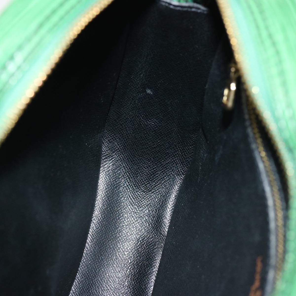 LOUIS VUITTON Epi Jeune Fille MM Shoulder Bag Green M52154 LV th4771