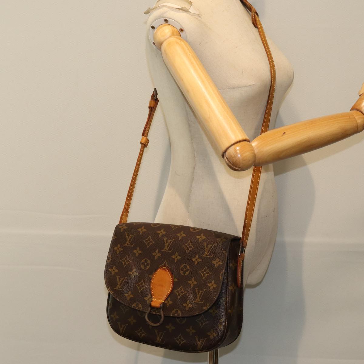 LOUIS VUITTON Monogram Saint Cloud GM Shoulder Bag M51242 th4908
