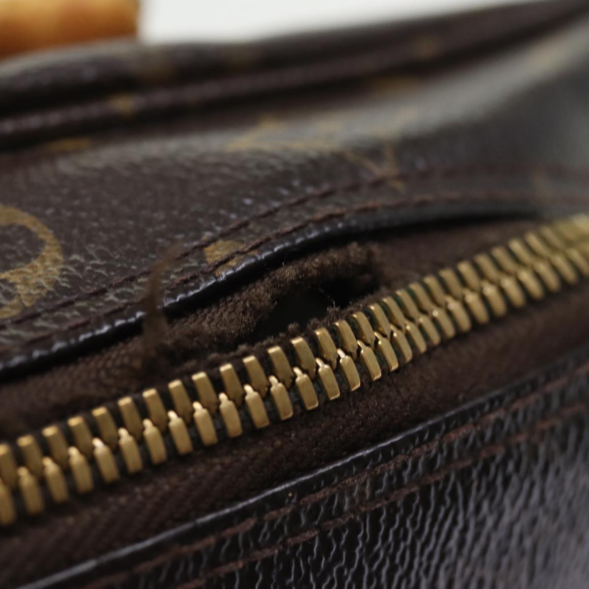 LOUIS VUITTON Monogram Sac Bosphore Hand Bag M40043 LV th4924