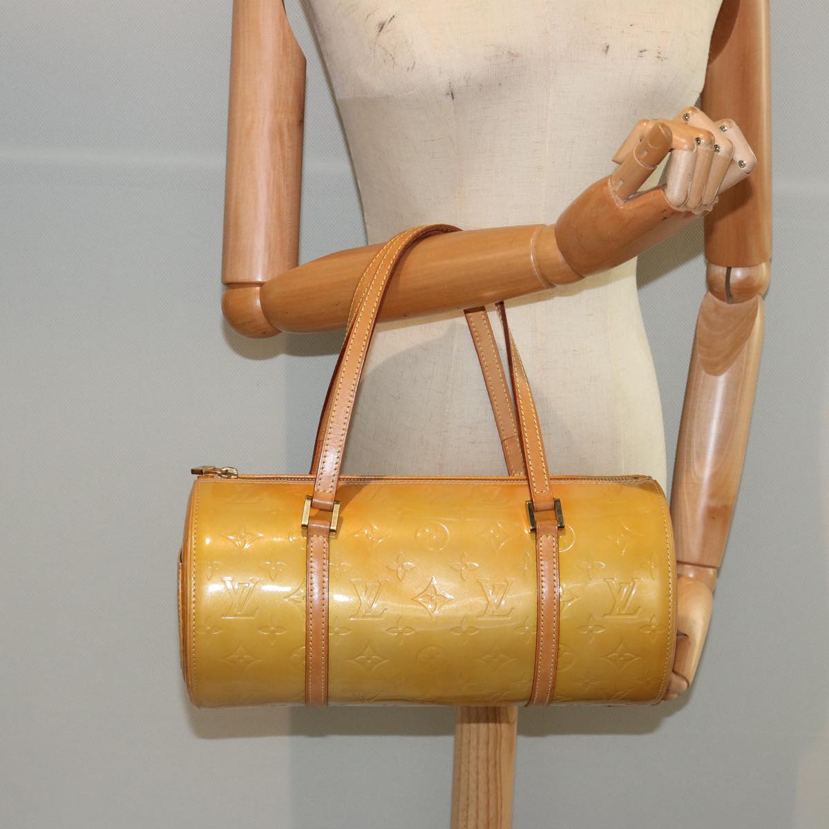 LOUIS VUITTON Monogram Vernis Bedford Hand Bag Beige M91006 LV th4939