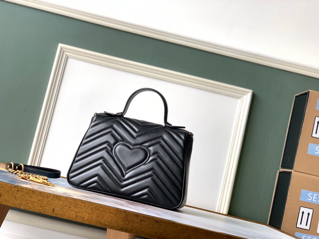 Luxury Gucci GG Marmont 26.5cm Black Calfskin Gold Hardware