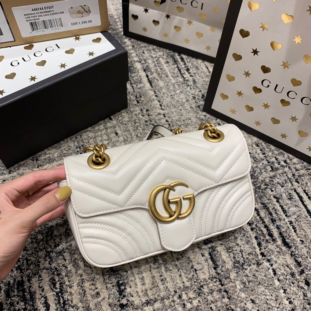 Luxury Gucci GG Marmont 22cm White Calfskin Gold Hardware