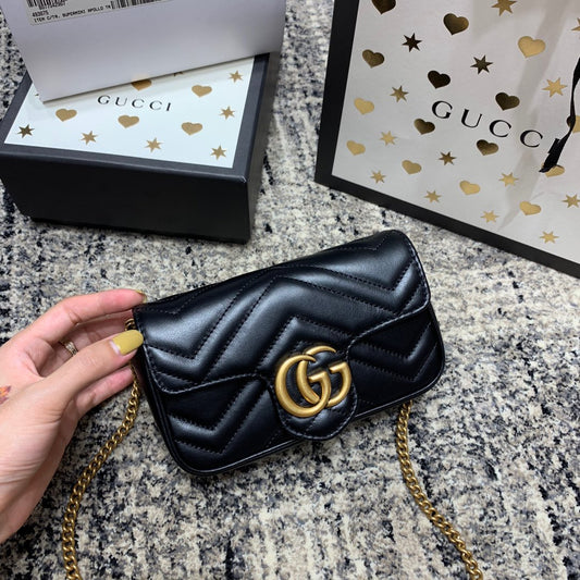 Luxury Gucci GG Marmont Mini 16.5cm Black Calfskin Gold Hardware