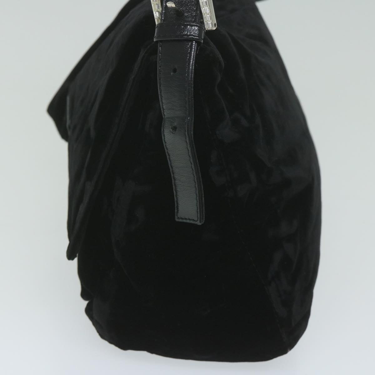 Luxury FendiMamma Baguette Shoulder Bag Velor Blackyk10069