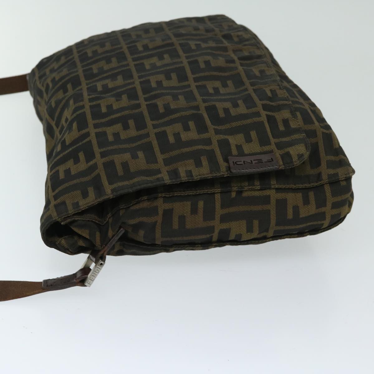 Luxury FendiZucca Canvas Shoulder Bag Black Brownyk10938