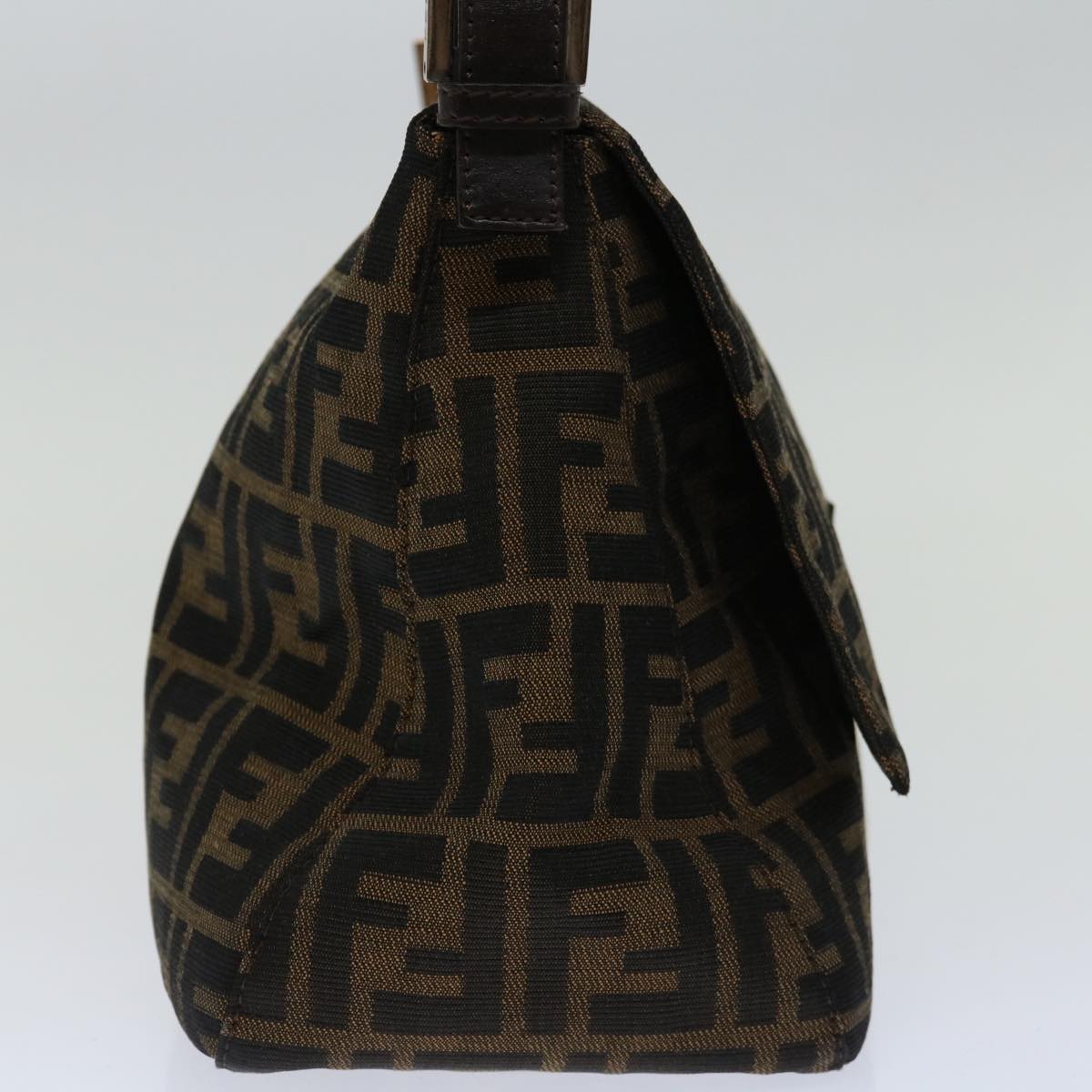 Luxury FendiZucca Canvas Mamma Baguette Shoulder Bag Black Brownyk11309