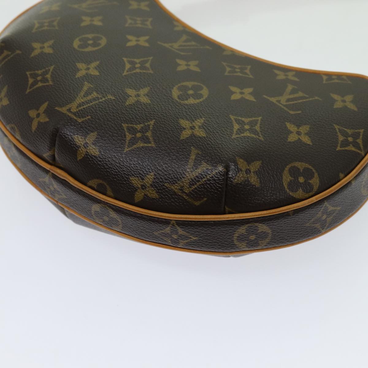 LOUIS VUITTON Monogram Pochette Croissant Shoulder Bag M51510 LV yk11546A