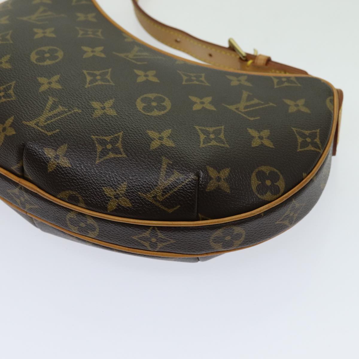 LOUIS VUITTON Monogram Pochette Croissant Shoulder Bag M51510 LV yk11546A