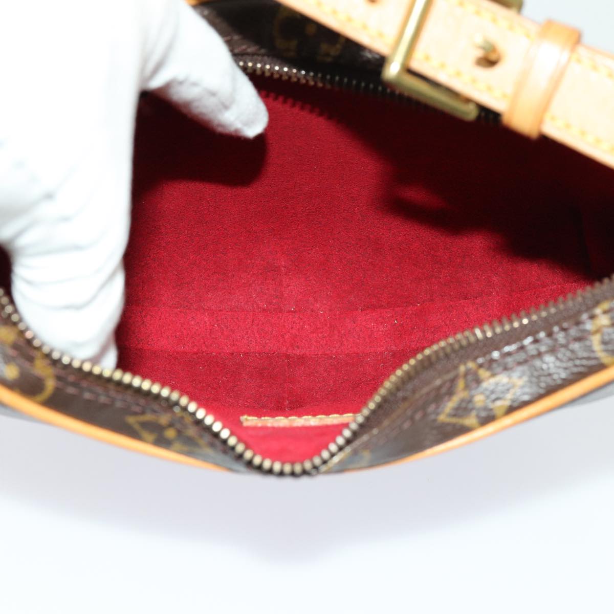 LOUIS VUITTON Monogram Pochette Croissant Shoulder Bag M51510 LV yk11546A