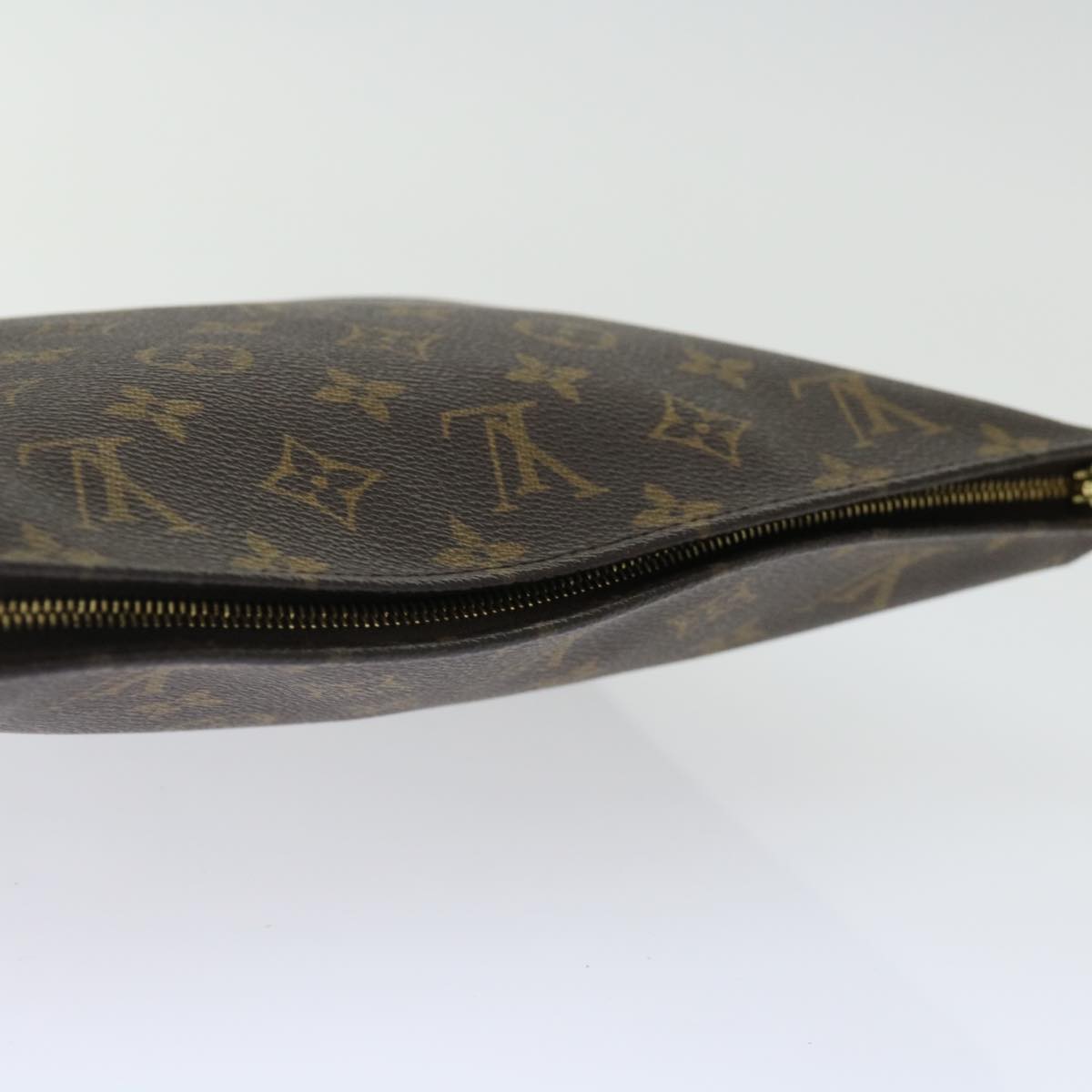 LOUIS VUITTON Monogram Poche Toilette 26 Pouch M47542 LV yk11563