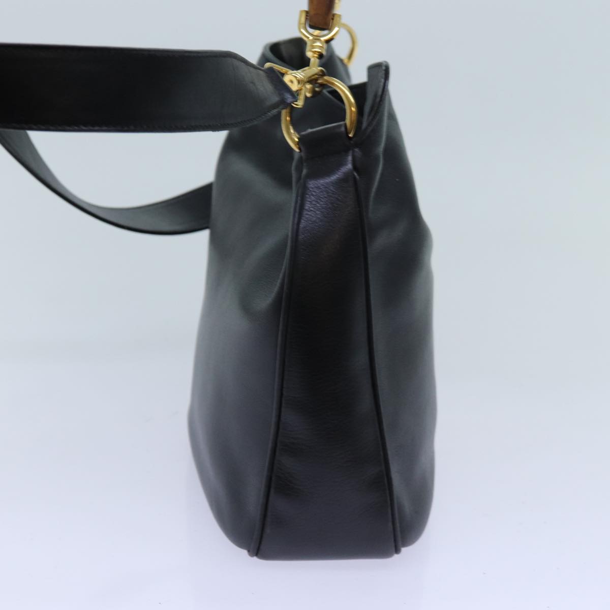Luxury Gucci Trending 2025 Bamboo Hand Bag Leather 2way Black 001 2113 1638  11916
