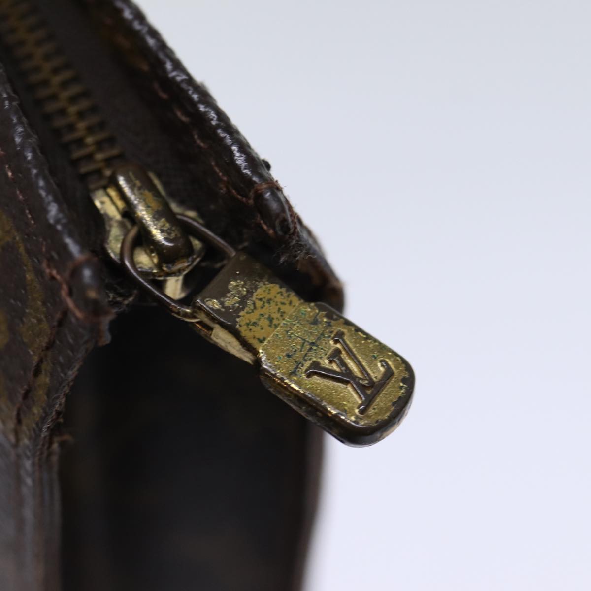 LOUIS VUITTON Monogram Poche Toilette 26 Pouch M47542 LV yk12108