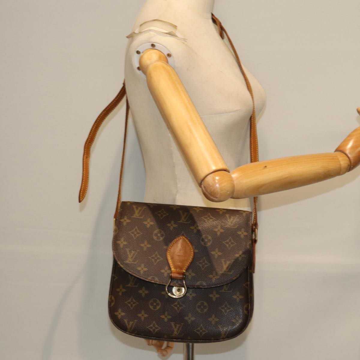 LOUIS VUITTON Monogram Saint Cloud GM Shoulder Bag M51242 LV yk12431