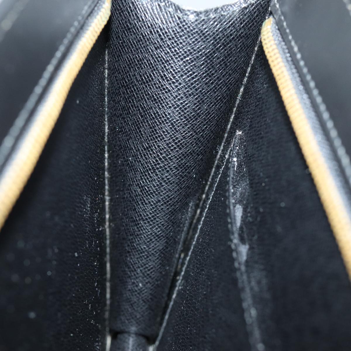 LOUIS VUITTON Epi Pochette Homme Clutch Bag Black M52522 LV yk12640