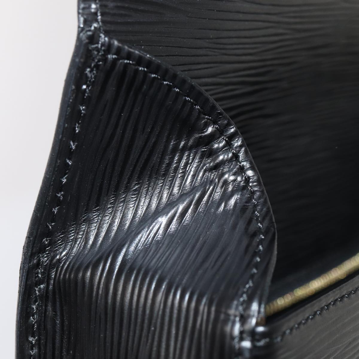 LOUIS VUITTON Epi Saint Cloud GM Shoulder Bag Black Noir M52192 LV yk13926