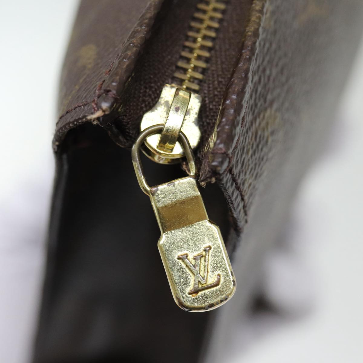 LOUIS VUITTON Monogram Poche Toilette 26 Pouch M47542 LV yk14197