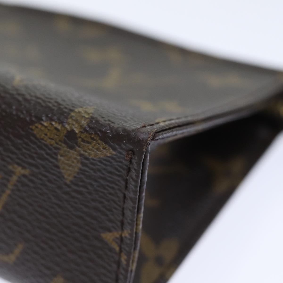 LOUIS VUITTON Monogram Poche Toilette 15 Pouch M47546 LV yk14690