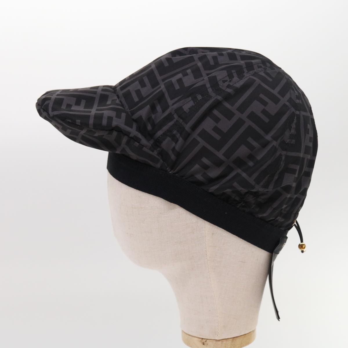 Luxury FendiZucca Canvas Cap Cover Blackyk8556