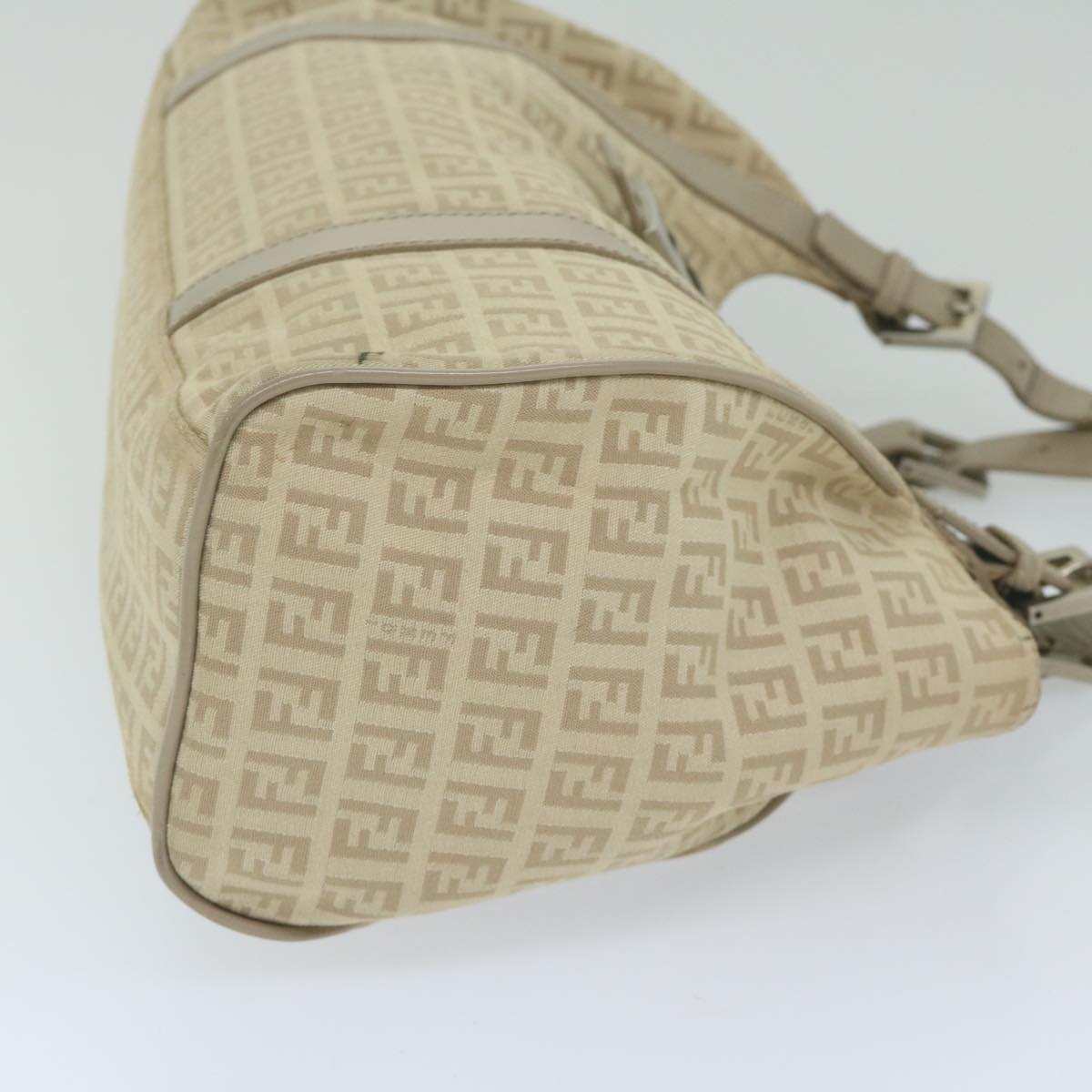 Luxury FendiZucchino Canvas Shoulder Bag Beigeyk9541